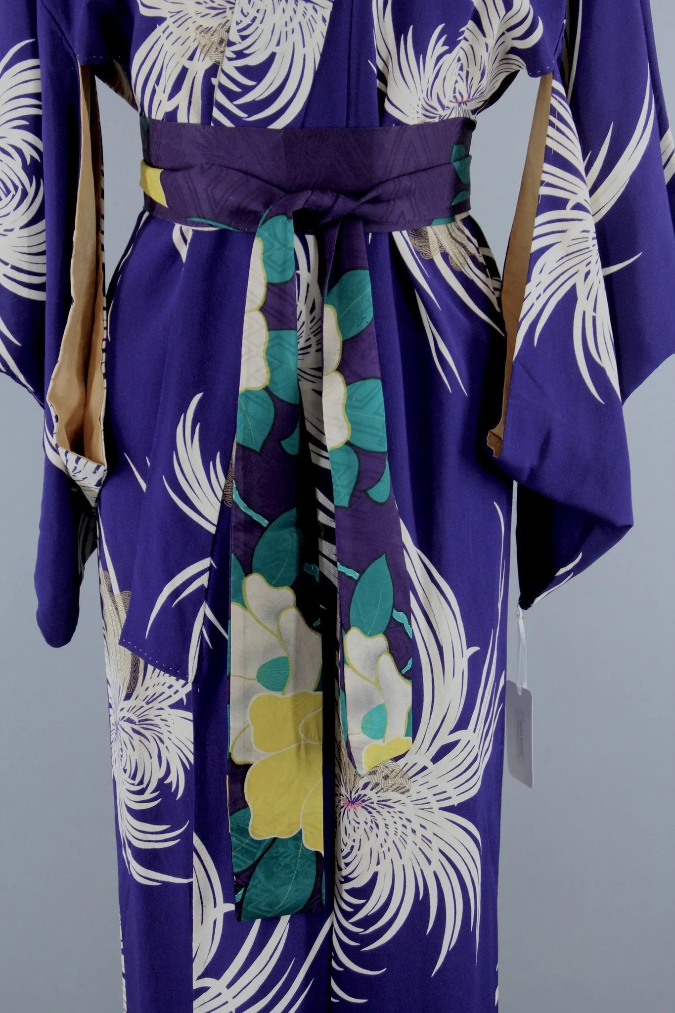 1930s Vintage Silk Kimono Robe in Dark Purple Chrysanthemum Floral Print