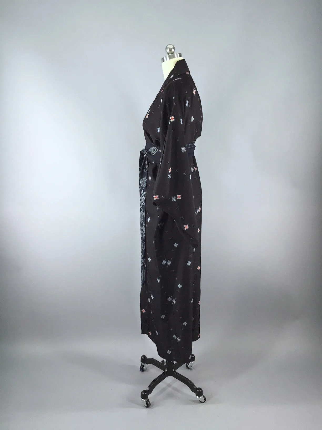 1940s Vintage Silk Kimono Robe, Black Meisen Ikat Cross