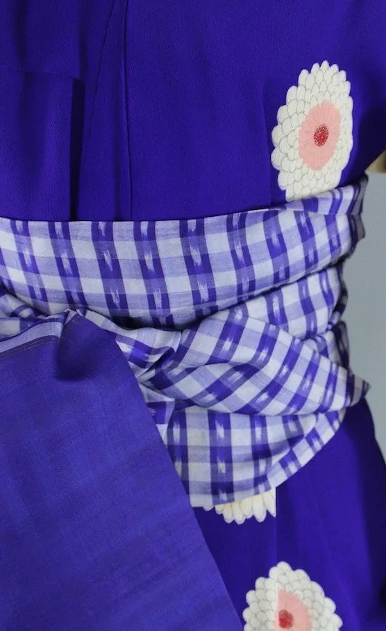 1940s Vintage Silk Kimono Robe / Blue Purple Daisy Print