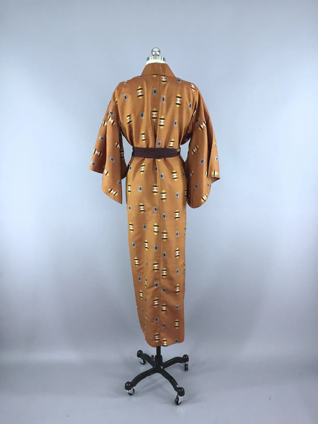 1940s Vintage Silk Kimono Robe, Brown Meisen Ikat Bows