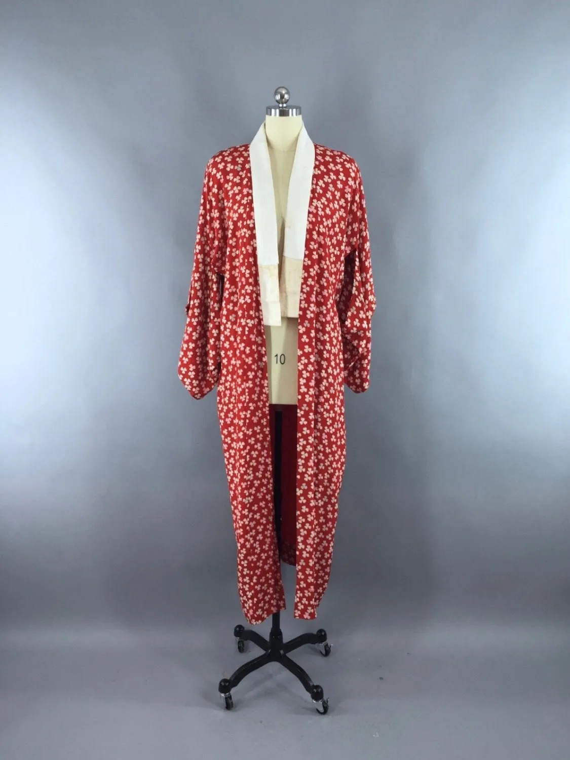 1940s Vintage Silk Kimono Robe / Red Clover Shamrocks