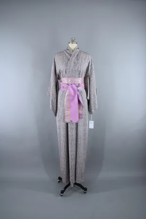 1950s Vintage Silk Kimono Robe in Dove Grey Floral Print