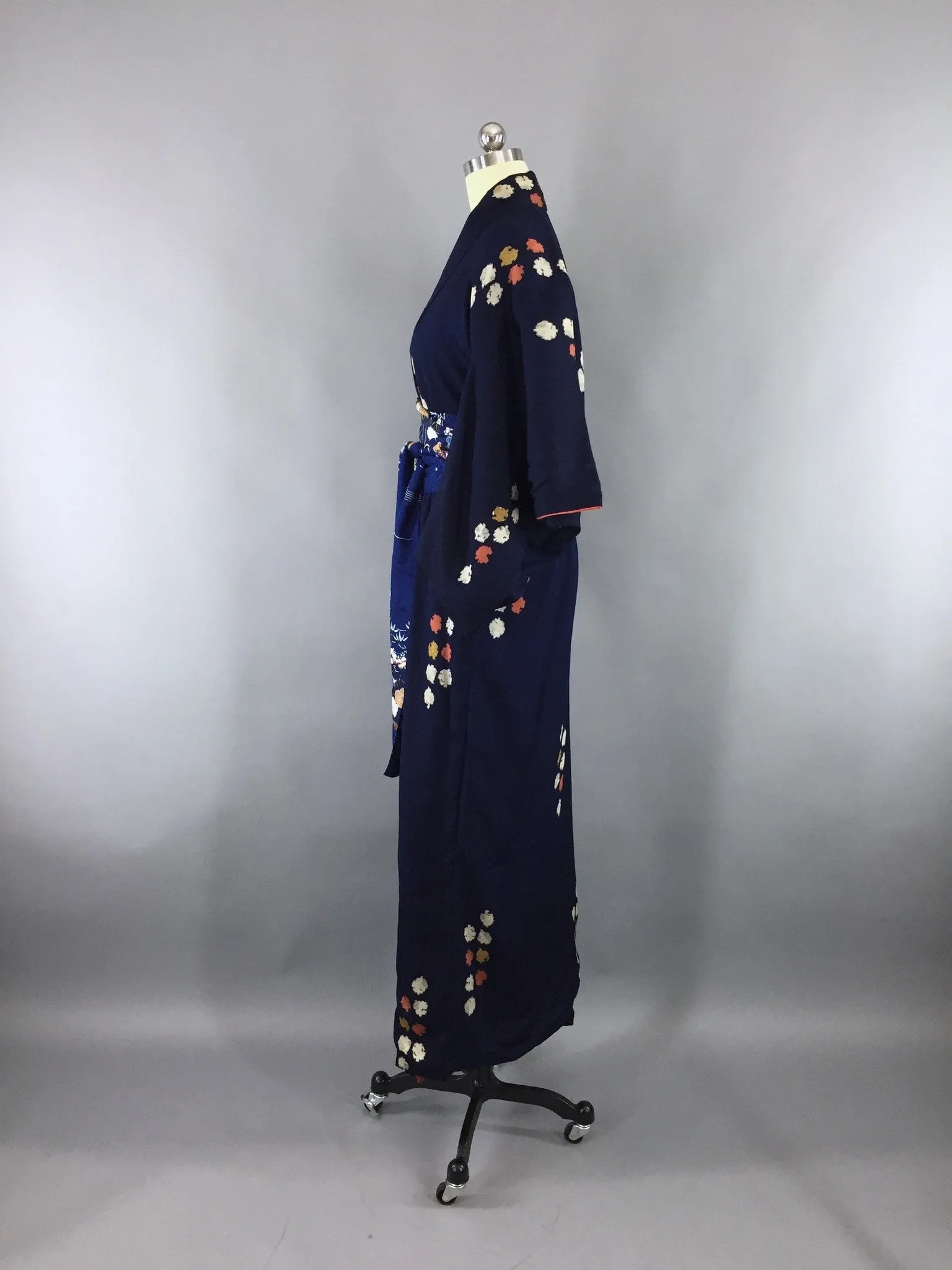 1950s Vintage Silk Kimono Robe / Navy Blue Metallic