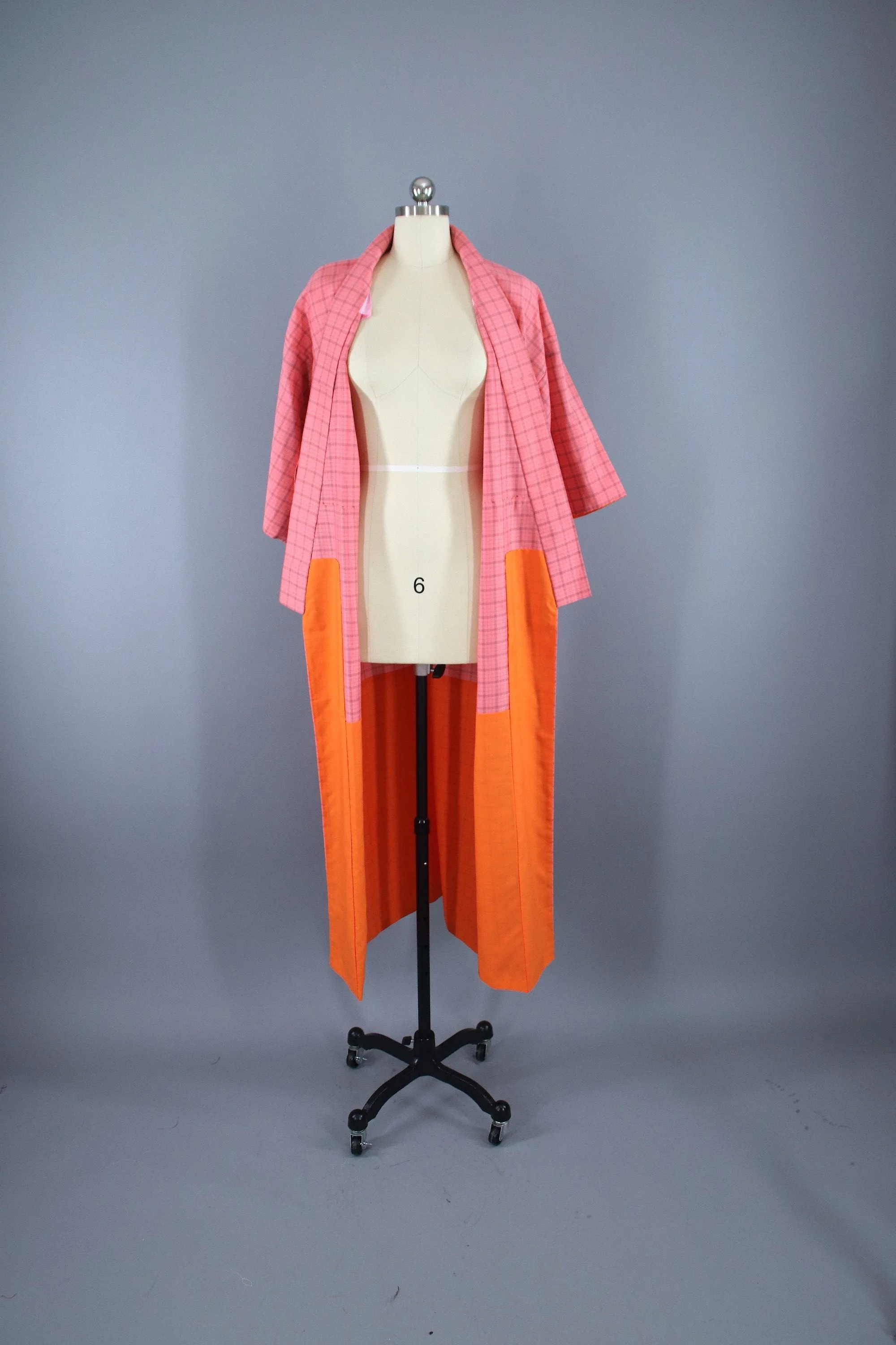 1950s Vintage Silk Kimono Robe / Pink & Black Plaid