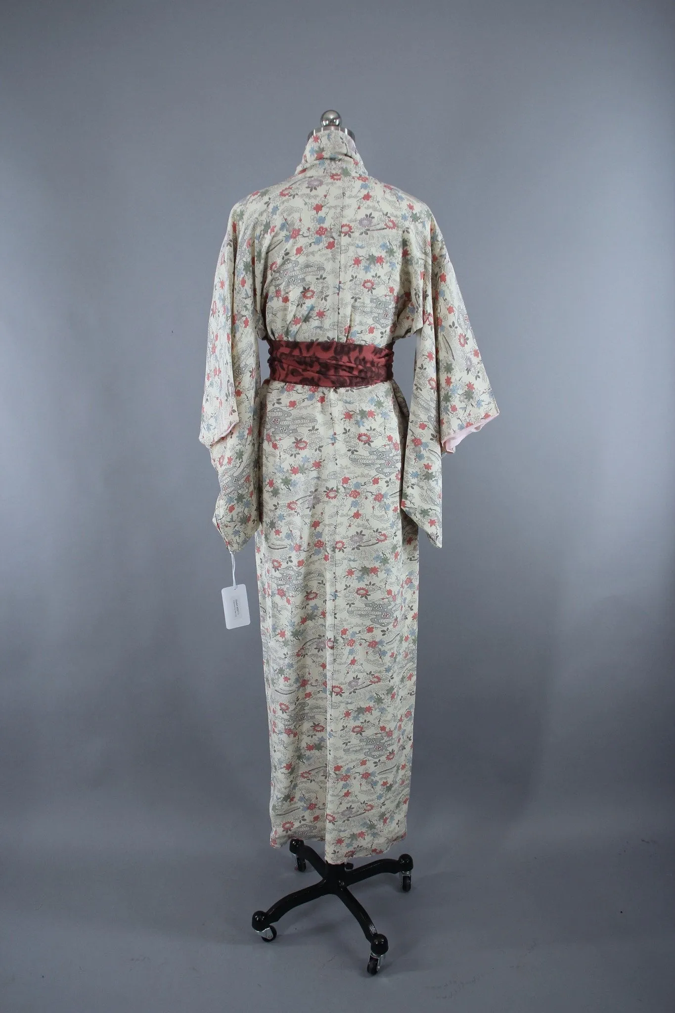 1950s Vintage Silk Kimono Robe with White & Pink Small Floral Print