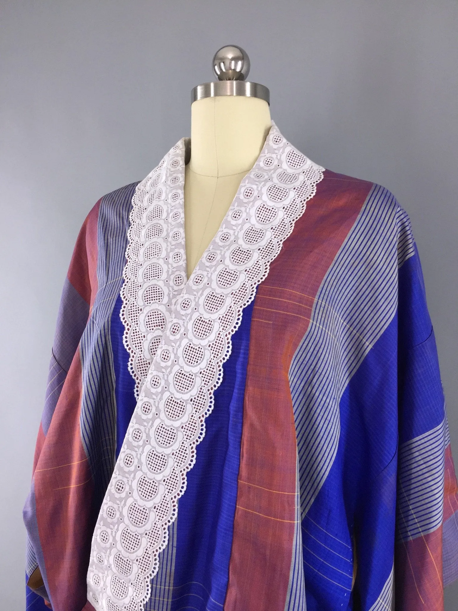 1960s Vintage Silk Haori Kimono Cardigan Jacket Wrap Coat with Blue and Maroon Stripes