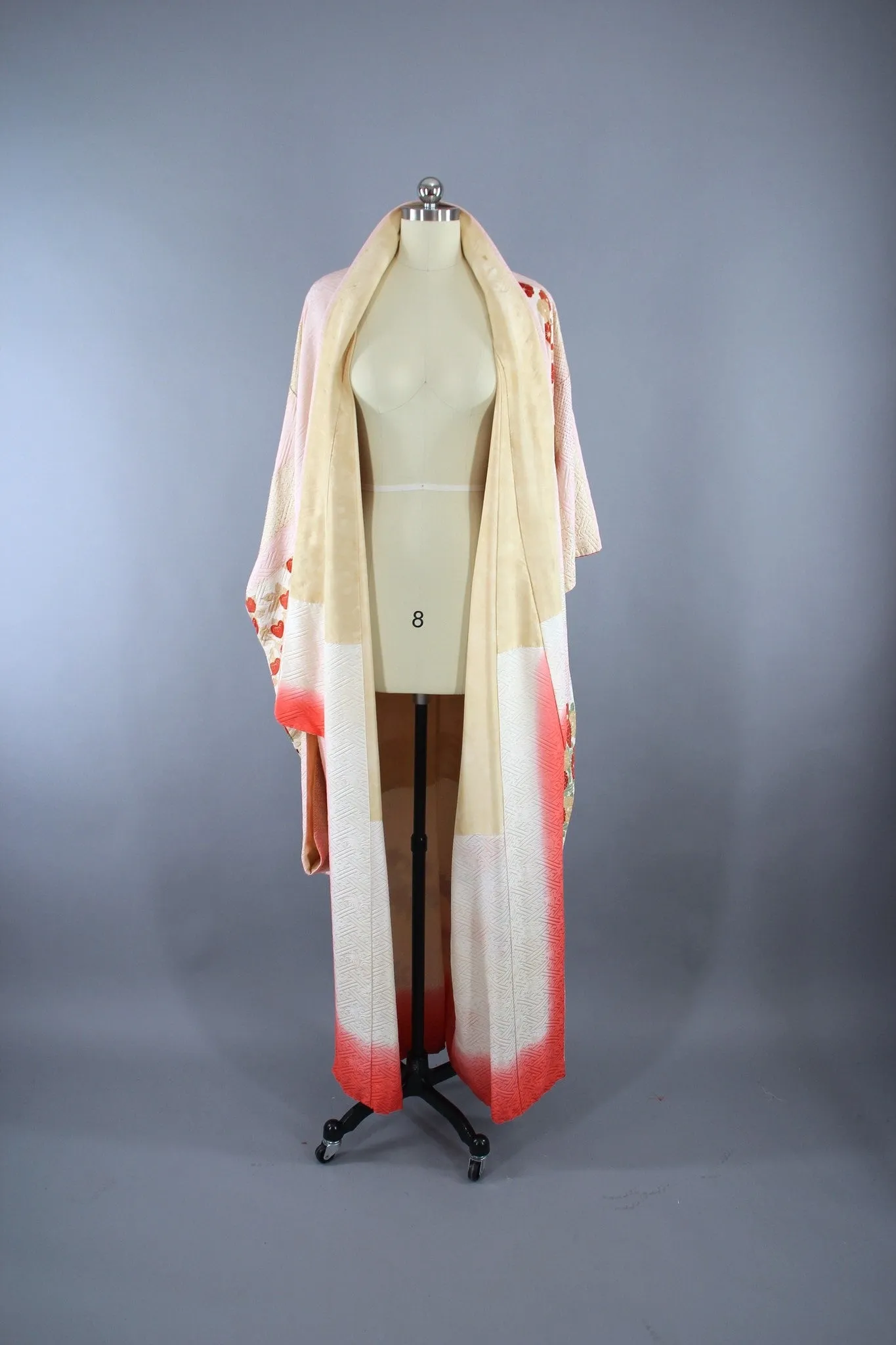 1960s Vintage Silk Kimono Robe Furisode in Pastel Pink and Red Floral Print