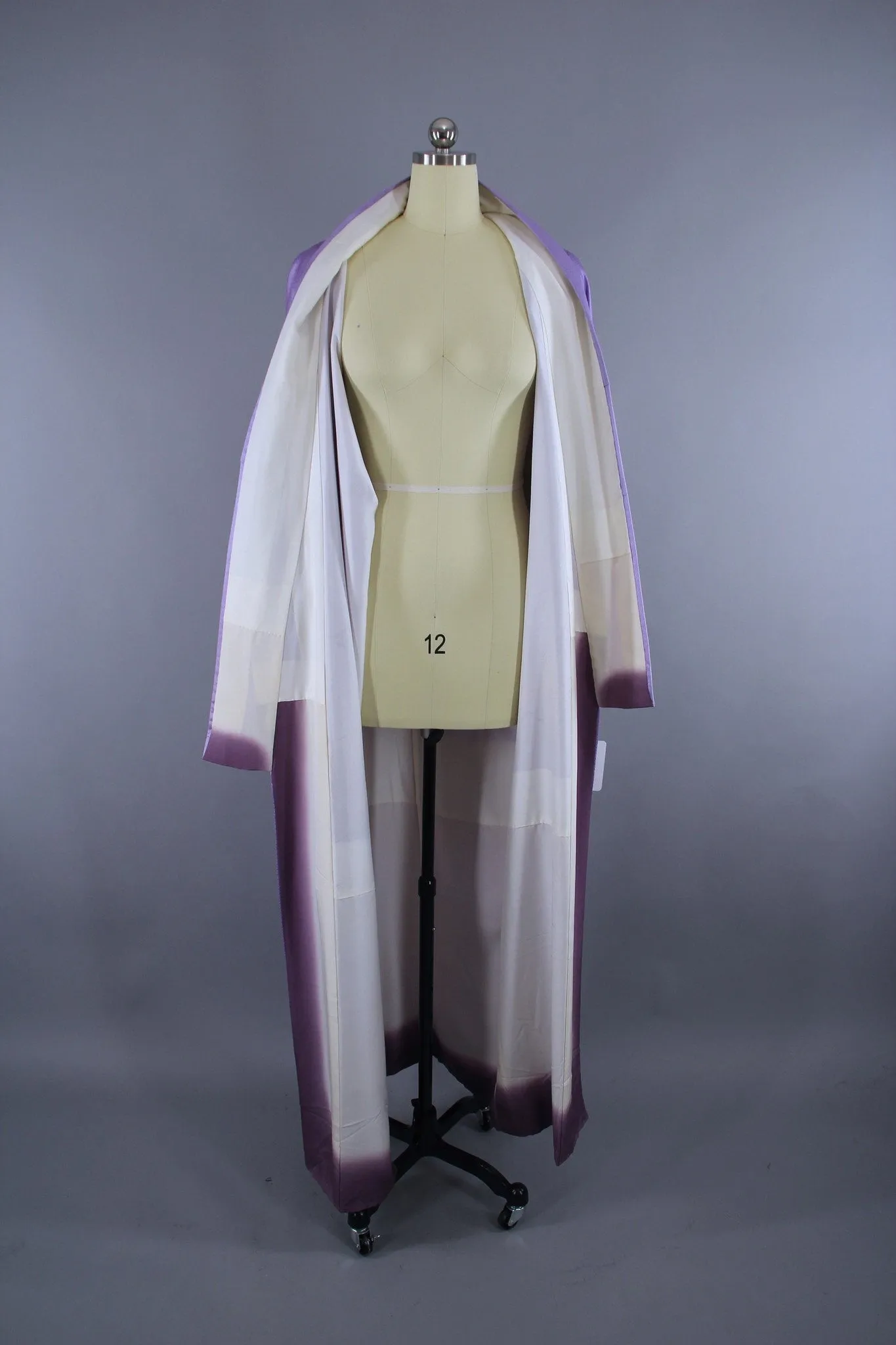 1960s Vintage Silk Satin Kimono Robe / Lavender Herringbone