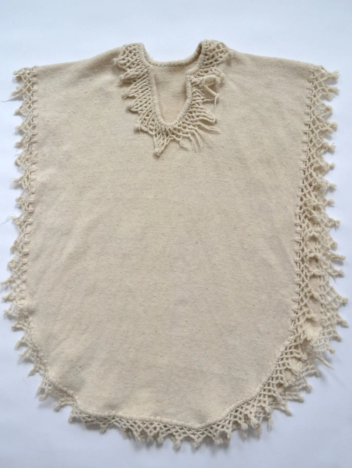 70s Natural Wool Fringe Poncho