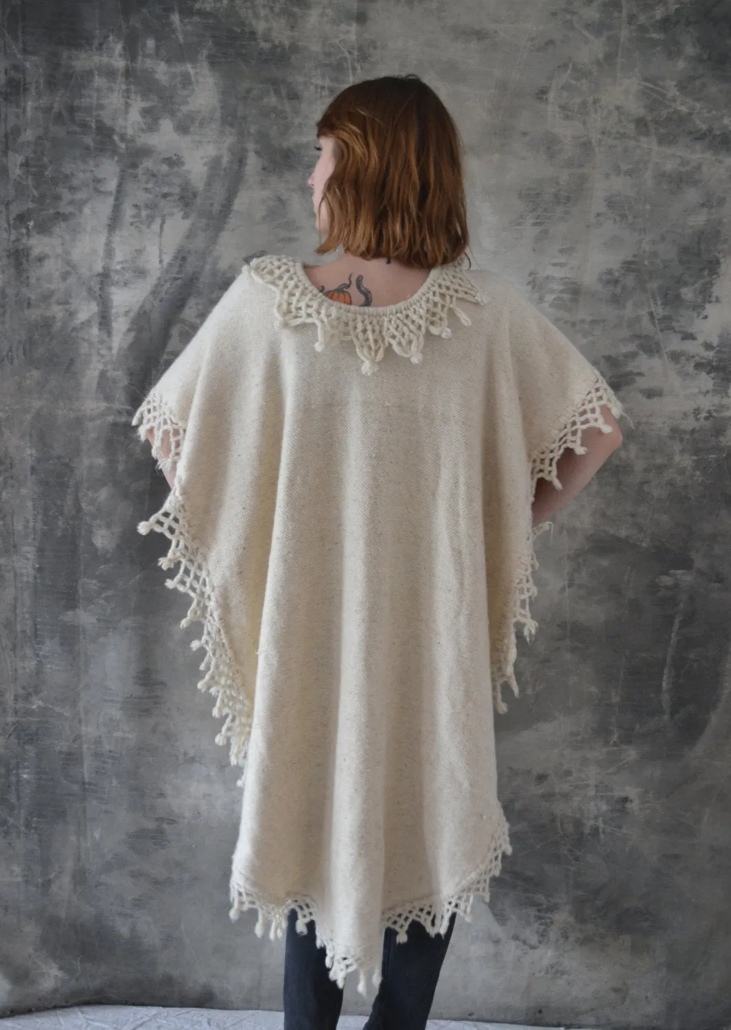 70s Natural Wool Fringe Poncho