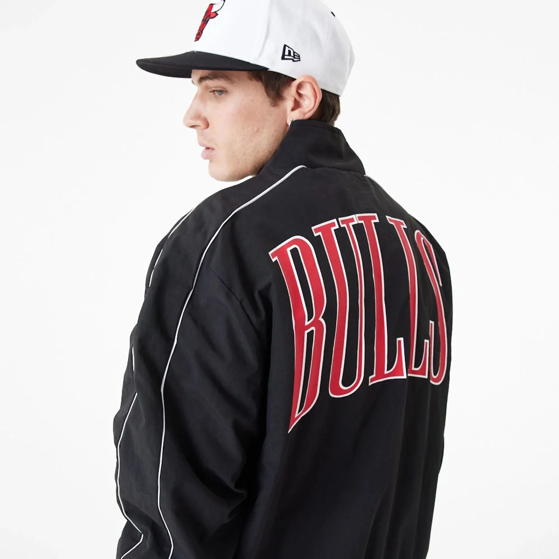 Chicago Bulls NBA Lifestyle Black Track Jacket