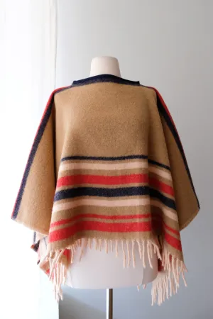 Classic 1970's Wool Blanket Fringed Poncho / OS