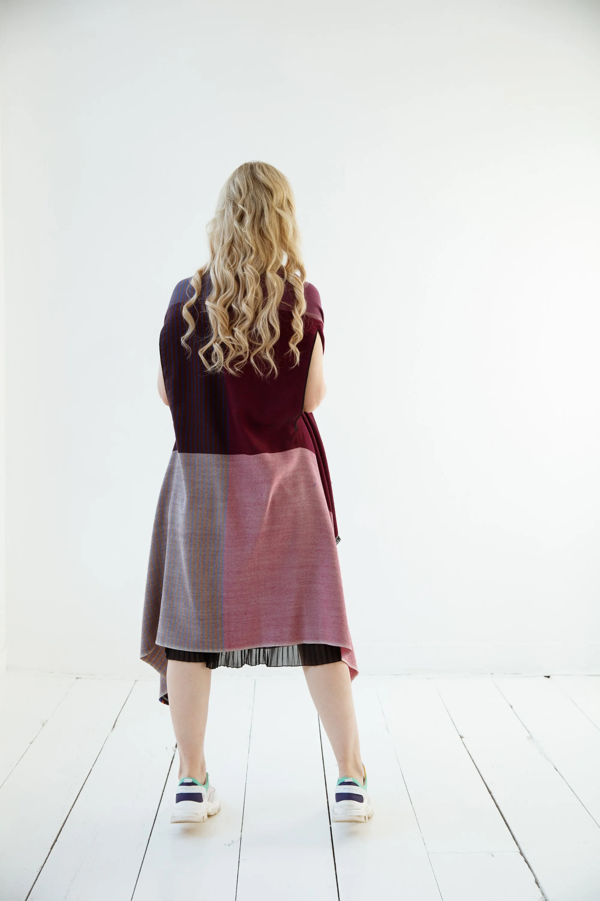 Light Wool Cape Fusion Plum