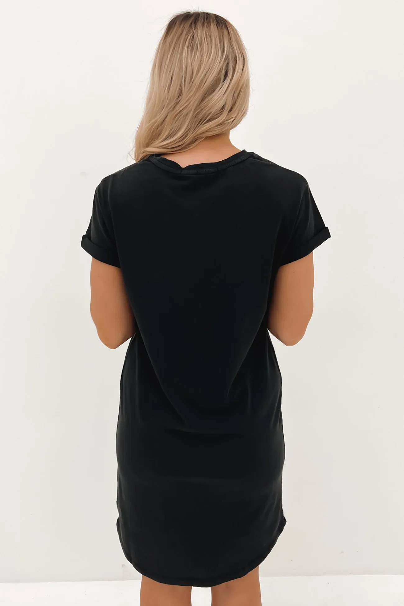 Striker Tee Dress Washed Black