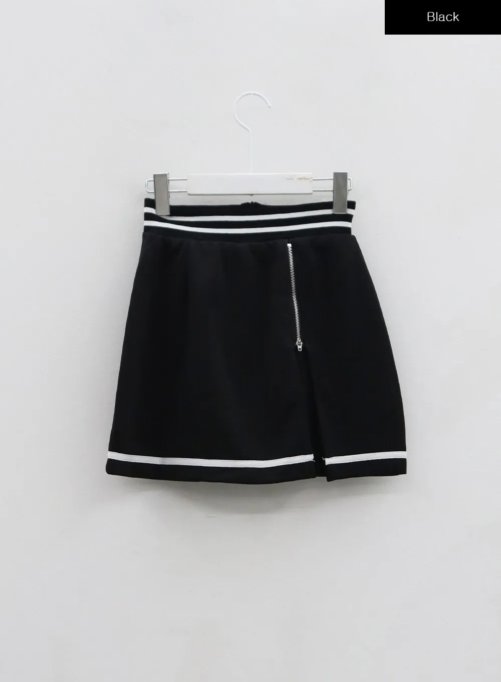 Two Color Sporty Button Jacket And Mini Skirt Set BO20