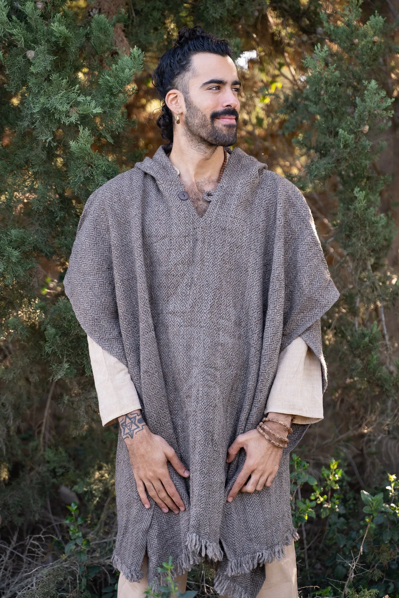 Unisex Long Wool Poncho ⋙⋙