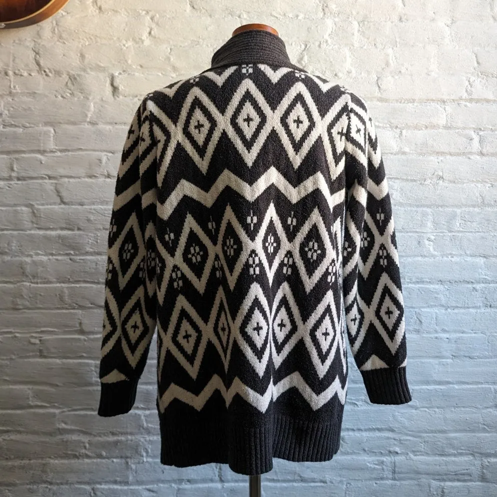 Vintage Southwest Printed Cardigan Boho Chic Aztec Western Sweater Shacket Top